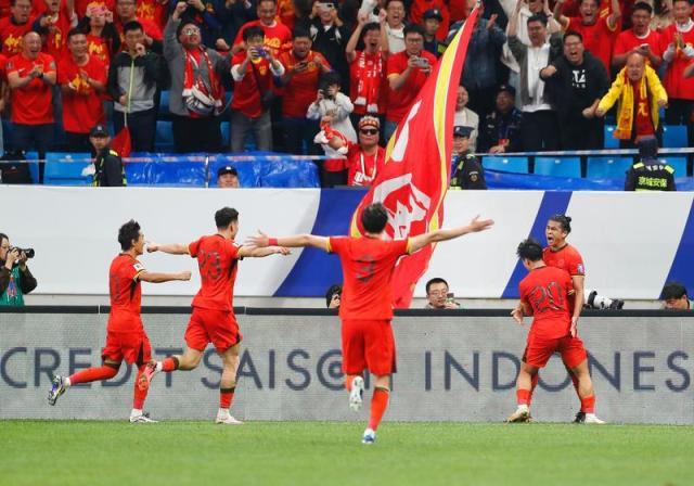 开云官方网站-【世预赛】拜合拉木破门张玉宁单刀 国足2比1胜印尼