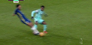 1640814831256043411.gif 【英超】卢卡库连场破门 韦尔贝克绝平 切尔西1比1