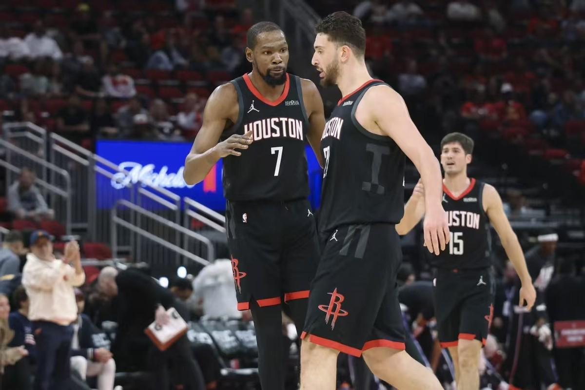 开云官方网站-NBA排名大变脸!火箭湖人抢第3,3队争西部第5,骑士队第4难保
